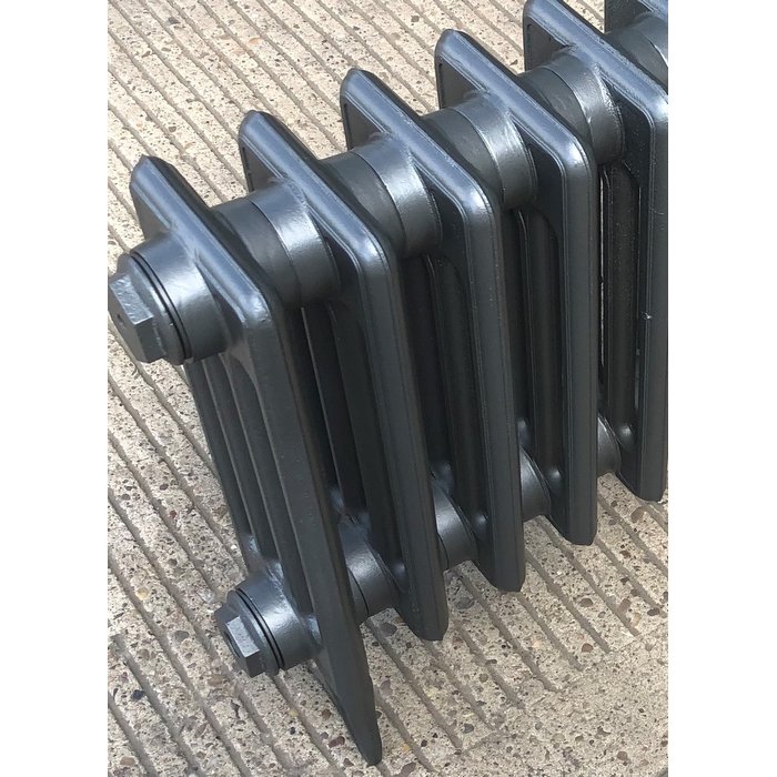 Clearance Traditional Victorian 4 Column 460mm Cast Iron Radiator 6 Sections (CDC-460-6-ES)